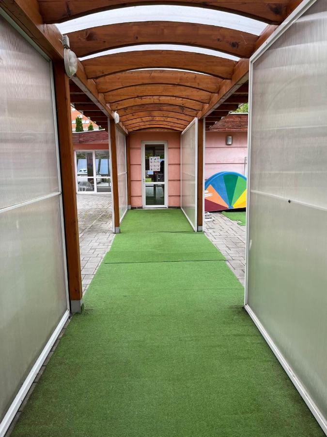 Brookforest Apartman Hajdúszoboszló Exterior foto