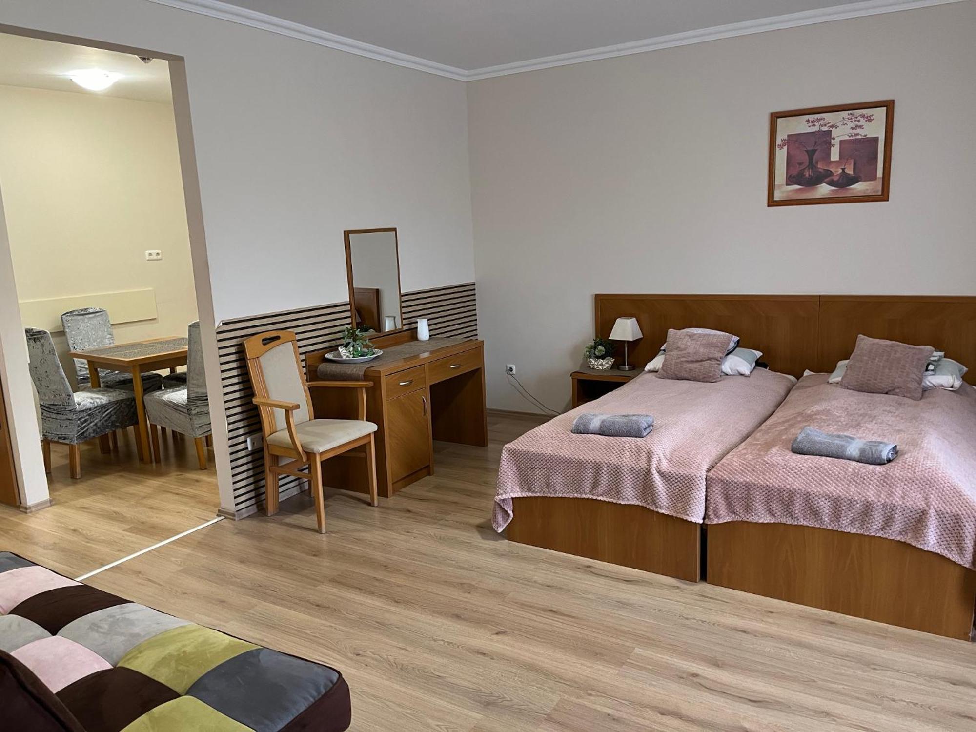 Brookforest Apartman Hajdúszoboszló Exterior foto